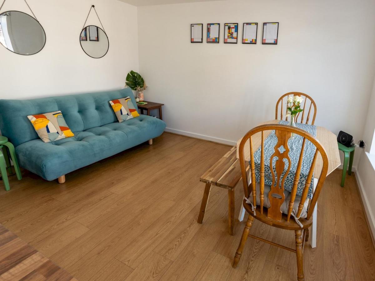 Pass The Keys Modern Stylish Apartment With Parking ボーンマス エクステリア 写真